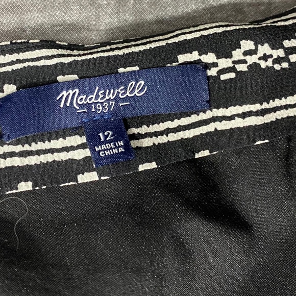 ⭐️Madewell Silk Print Skirt [1634] - Picture 8 of 9